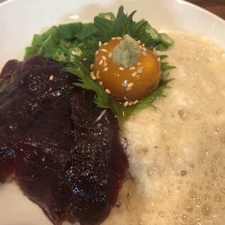 最強スタミナ丼【クジラと山芋とオクラの三色丼】